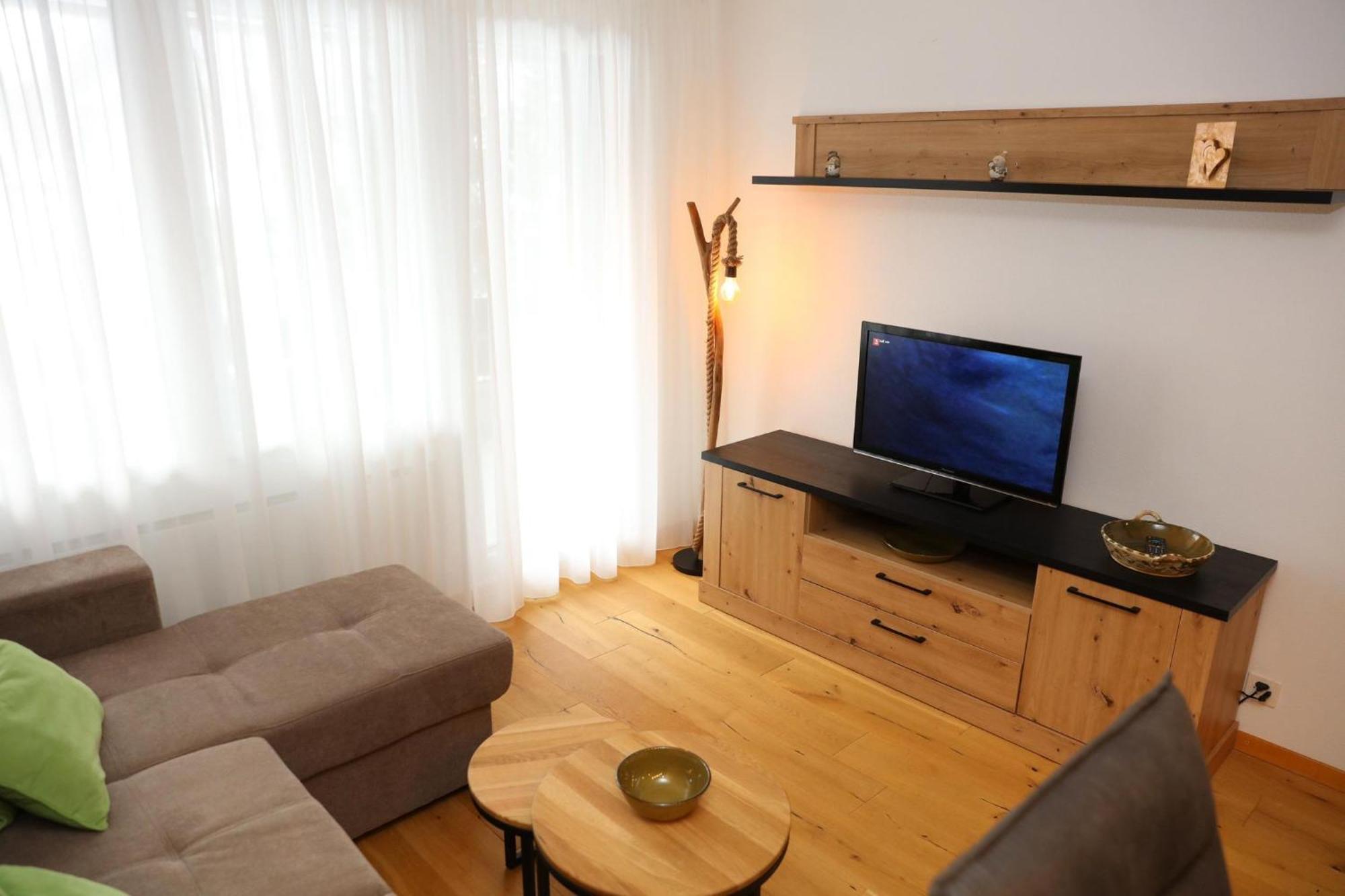 Monte Rosa Taesch, Apartments Mit Wellness Bereich Szoba fotó
