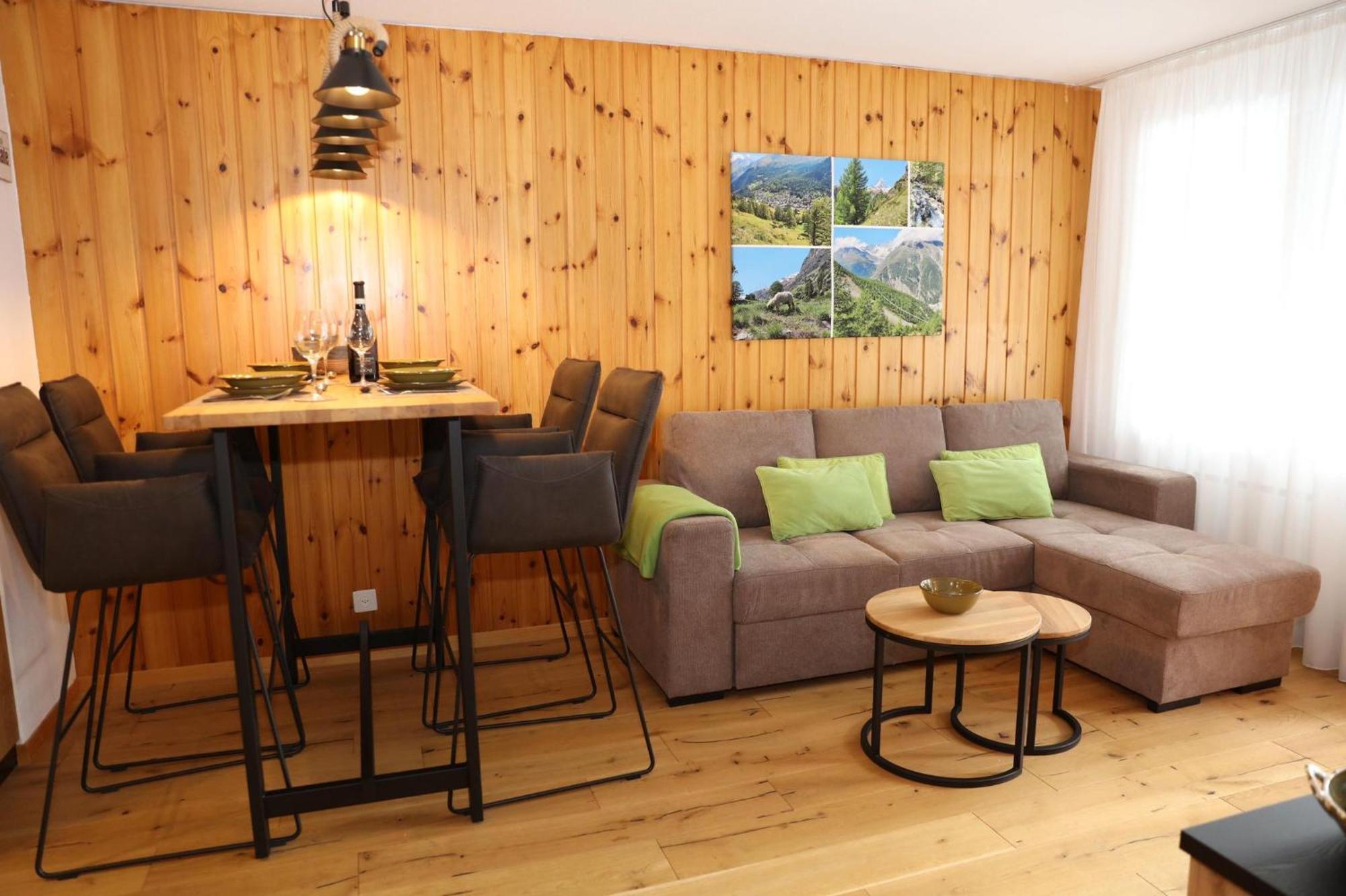 Monte Rosa Taesch, Apartments Mit Wellness Bereich Szoba fotó